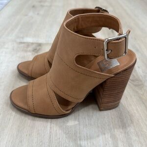 DV leather stack brown buckle heels